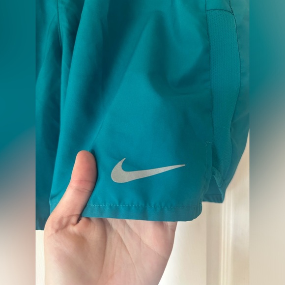 Nike Men's Challenger Brief-Lined 5" Running Shorts in Blue Azul-Size 2XL - Picture 3 of 7